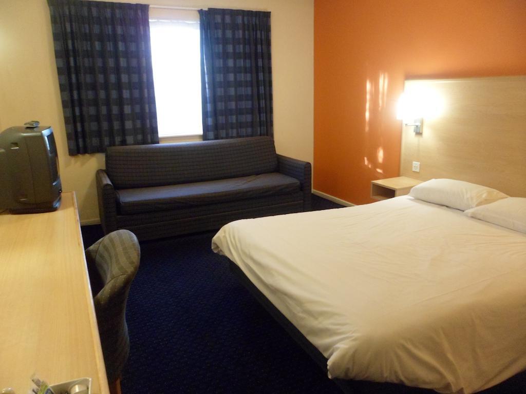Metro Inns Huddersfield Kamer foto